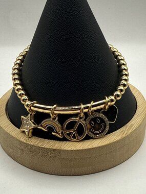 Gold Tone Bead Charm Bracelet Y2K Smiley Face Star Rainbow Peace Sign Stretch
